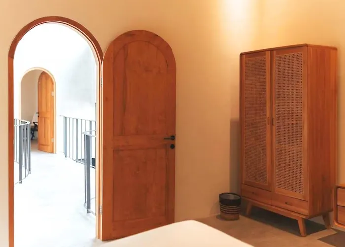 Khayu - 2br With Pool Walk To Seminyak