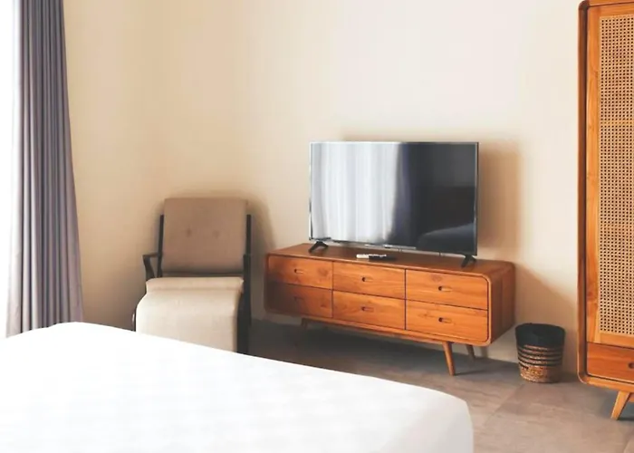 Khayu - 2br With Pool Walk To * Seminyak