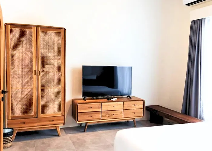 Villa Khayu - 2br With Pool Walk To *