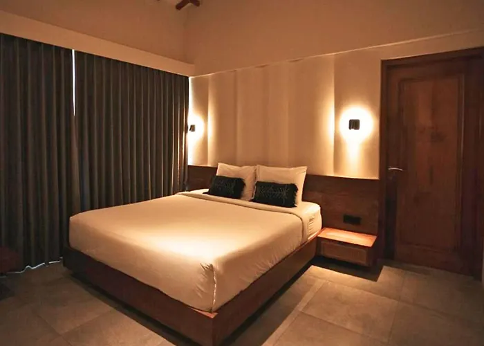 Khayu - 2br With Pool Walk To Villa Seminyak